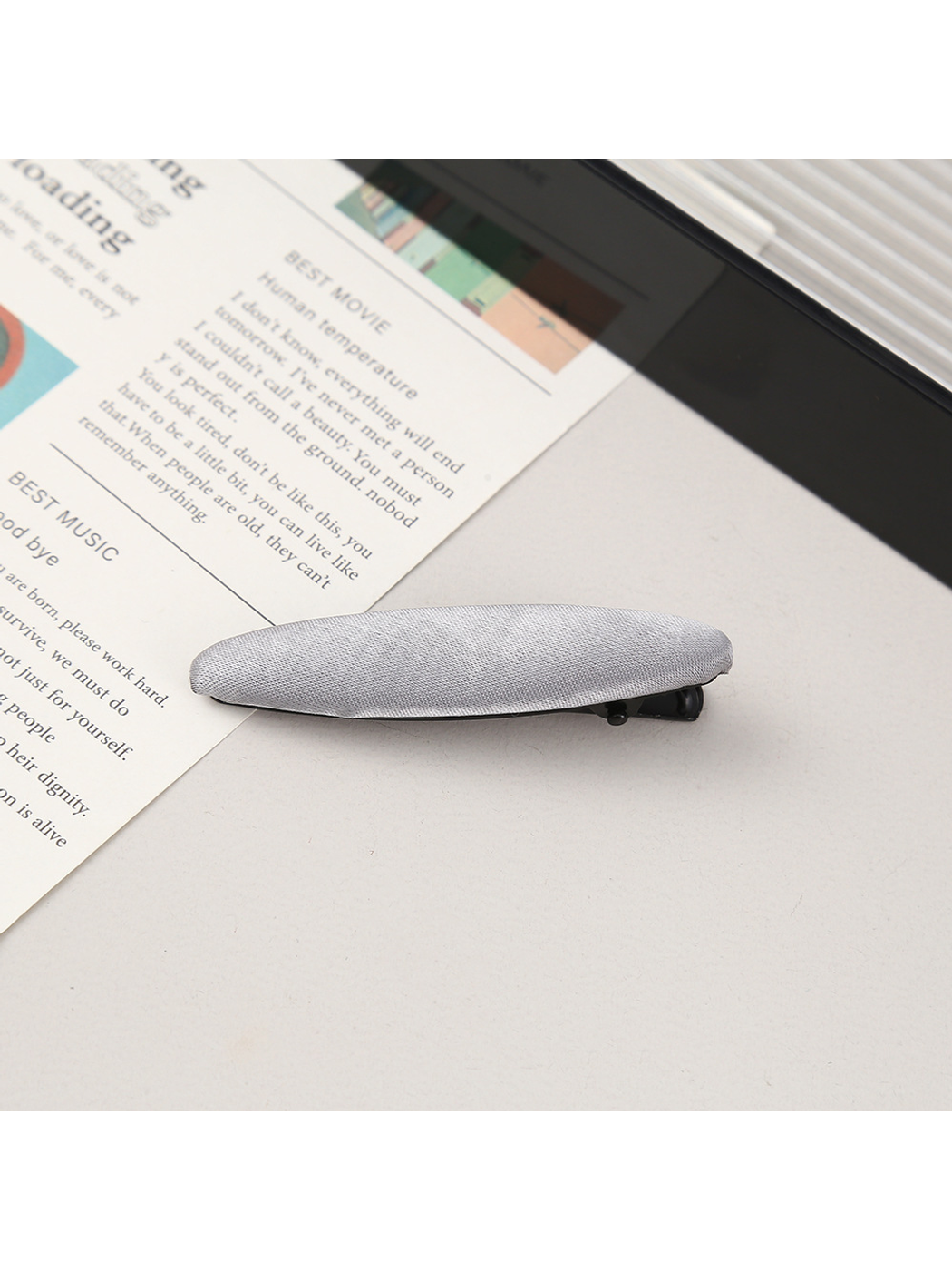 Beau - Solid Color Polyester Oval Hair Clip