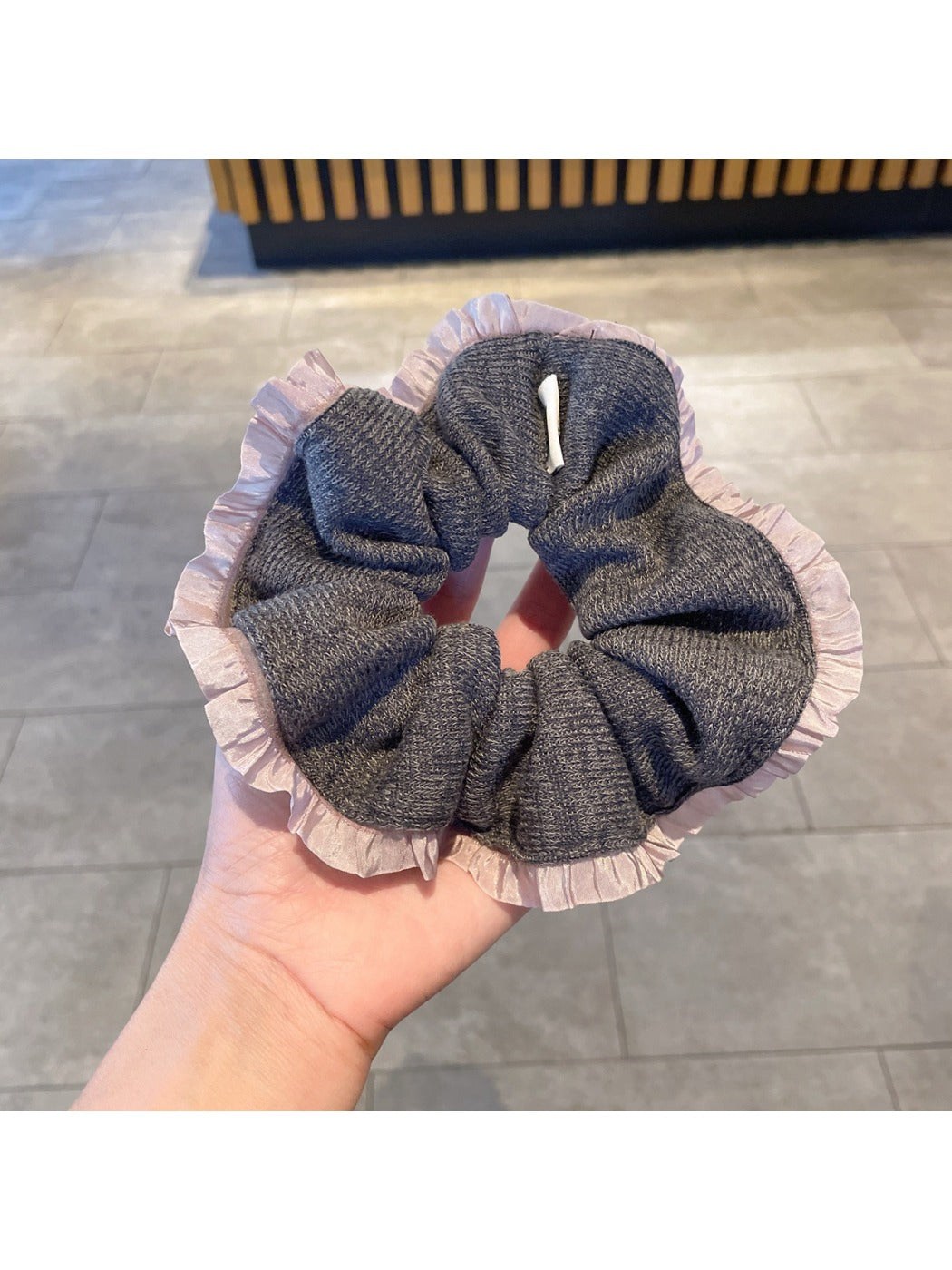 Gifty - Fall Winter Ruffle Pleat Scrunchies