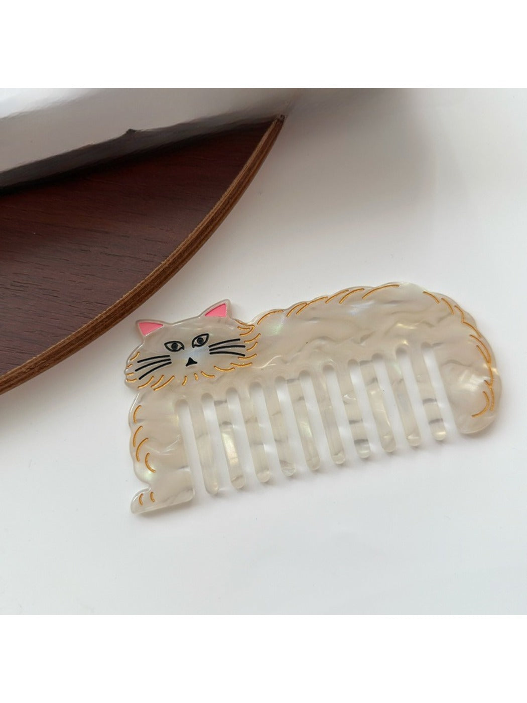 Camerow - Cat Shaped Portable Hair Comb