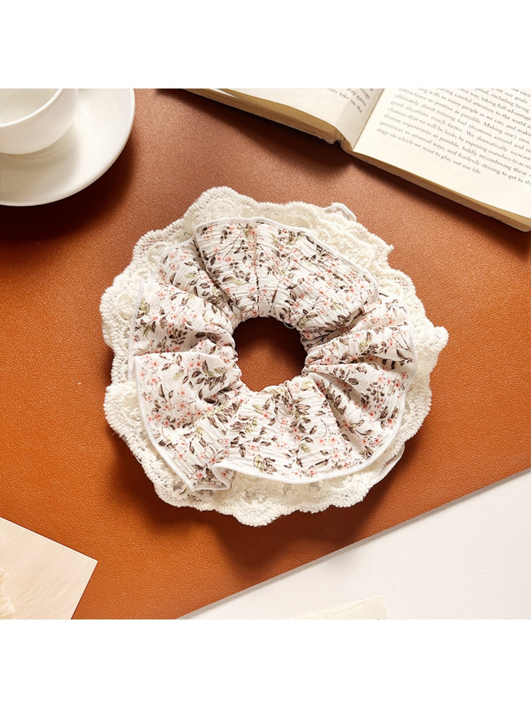 Gifty - Elegant Ditsy Floral Lace Trim Scrunchie