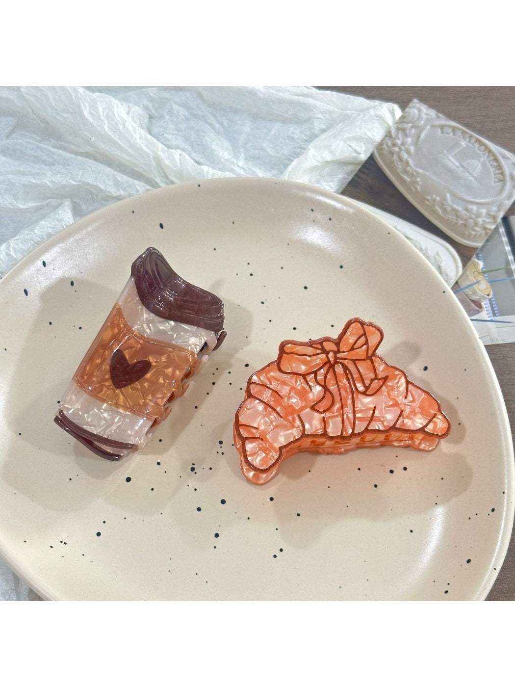 Beau - Cartoon Coffee Colored Hair Clip