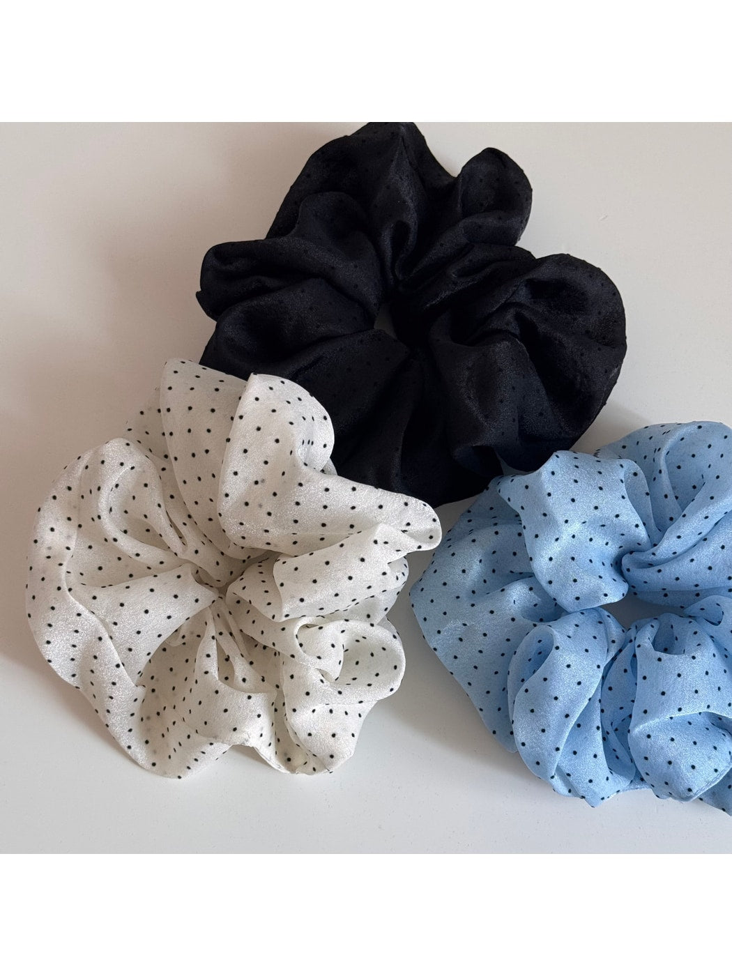 Gifty - Ruched Polka Dot Polyester Scrunchie