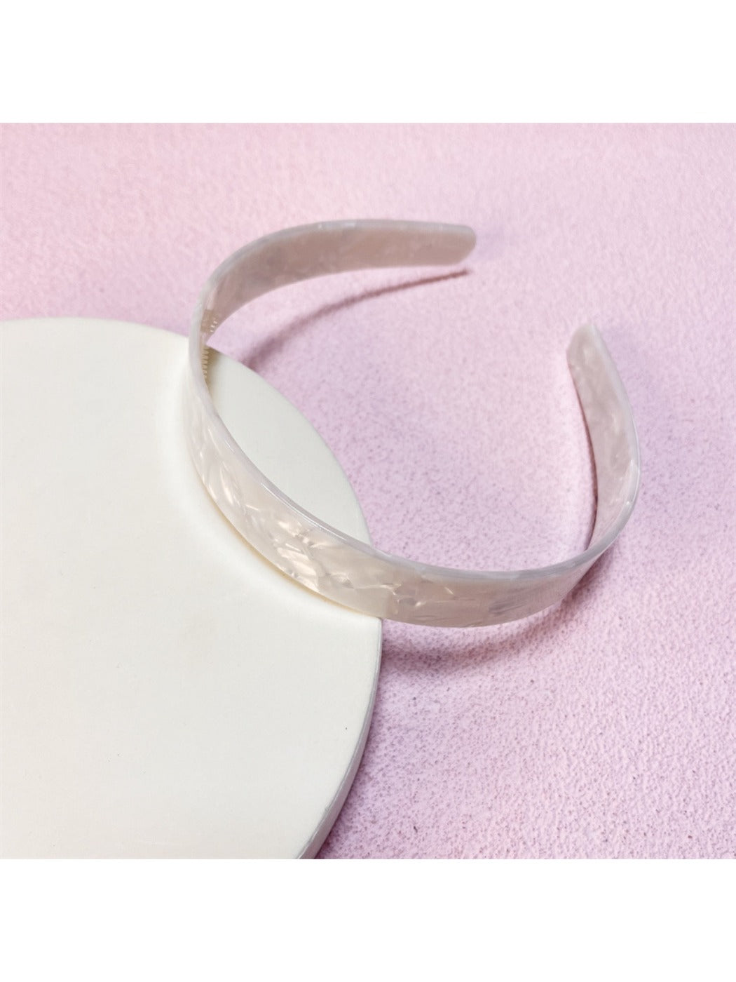 Gifty - Minimalist Wide Band Textured Headband