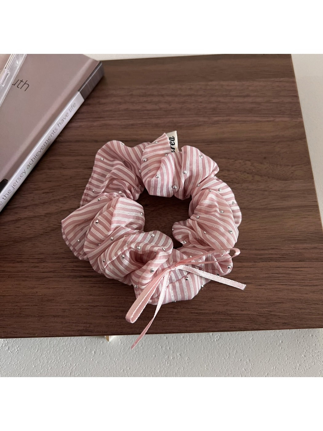 Gifty - Sweet Bow Hair Scrunchie