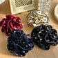 Gifty - Retro Polka Dot Scrunchie