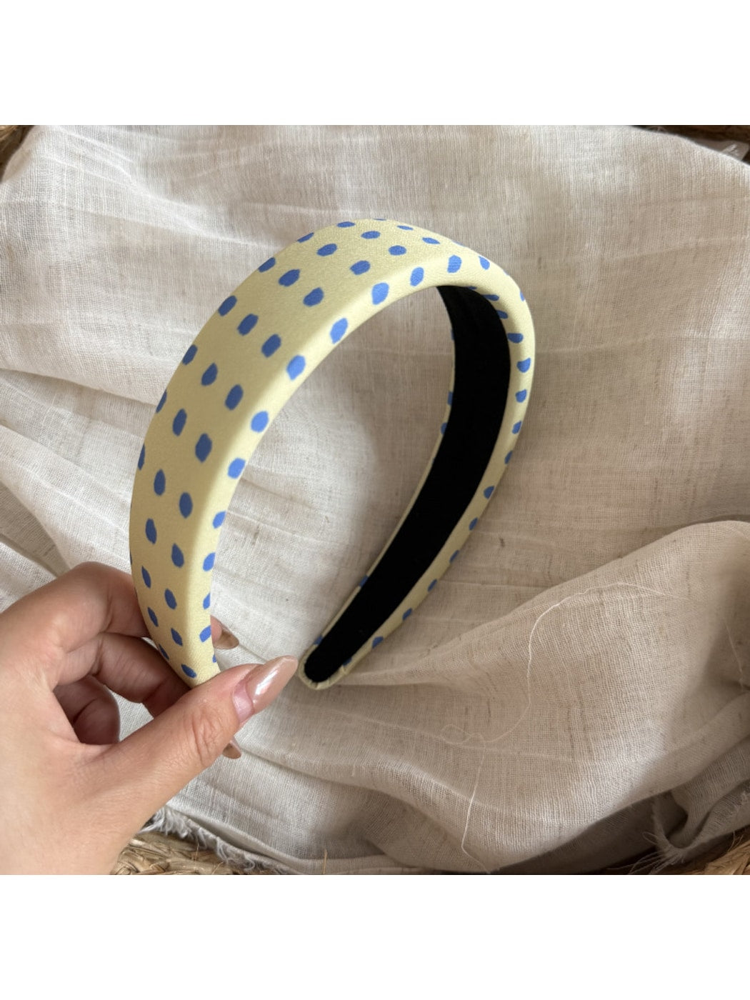 Gifty - Polka Dot Padded Fabric Wide Form Headband