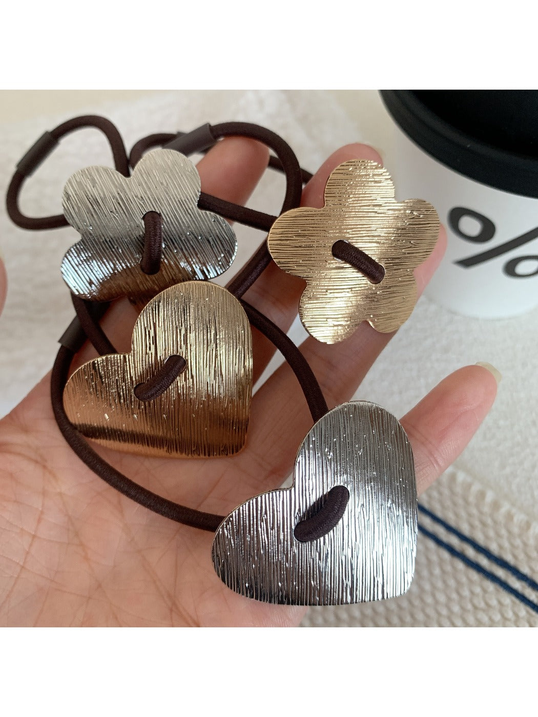 Gifty - High-Stretch Minimalist Hair Tie
