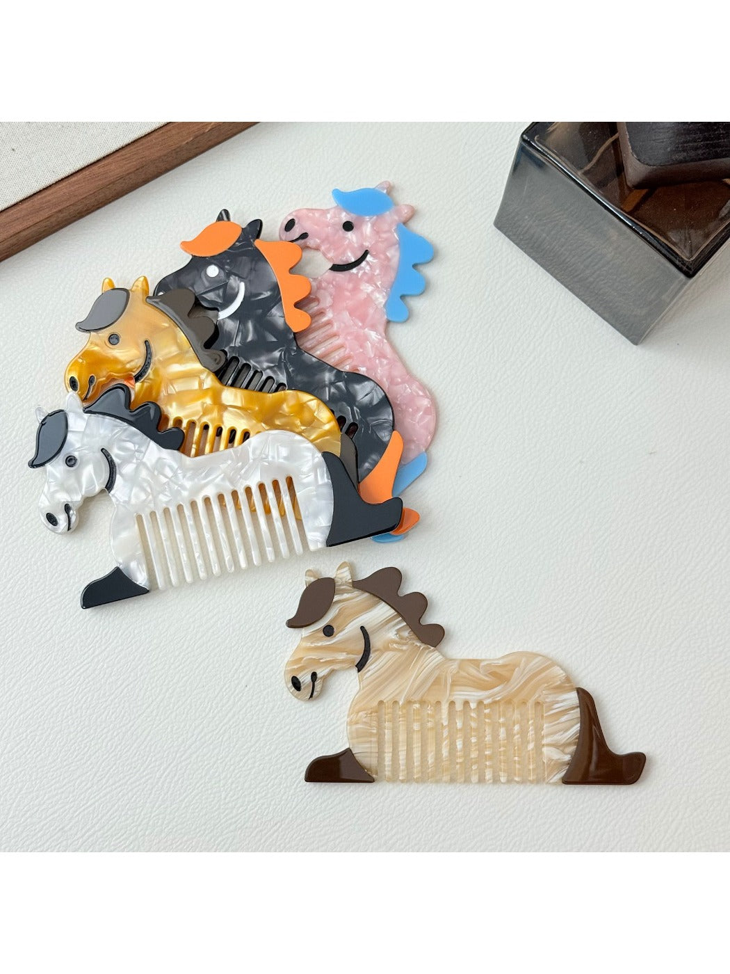 Camerow - Cute Cartoon Pony Wide Tooth Comb