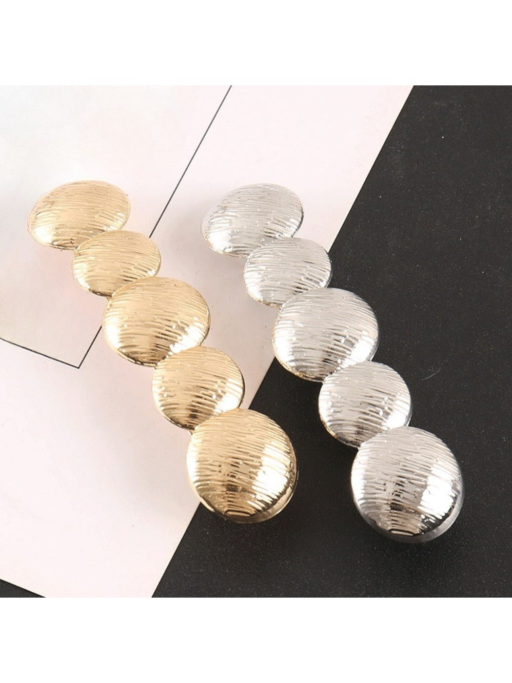 Beau - Trendy Minimalist Hair Clip