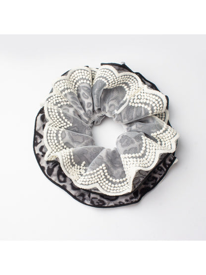 Gifty - Sophisticated Lace Hair Accessories