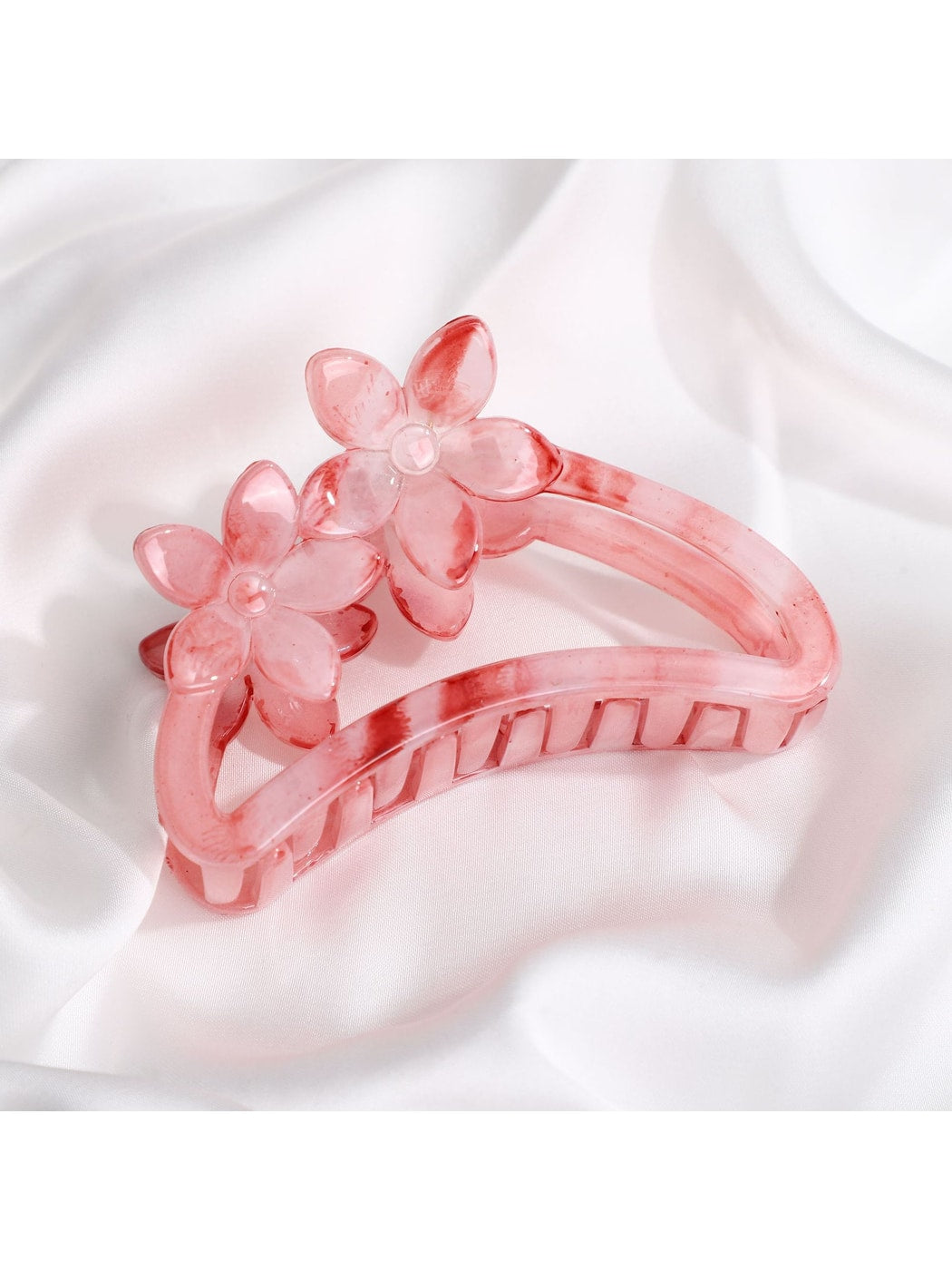 Beau - Glossy Flower Accent Ombre Claw Clip