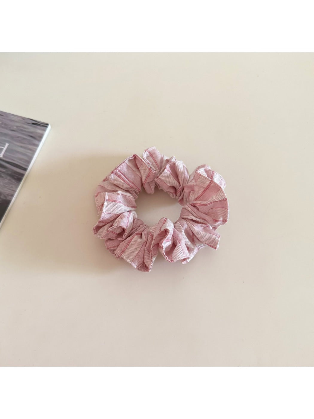 Gifty - Exquisite Beautiful Plaid Scrunchie