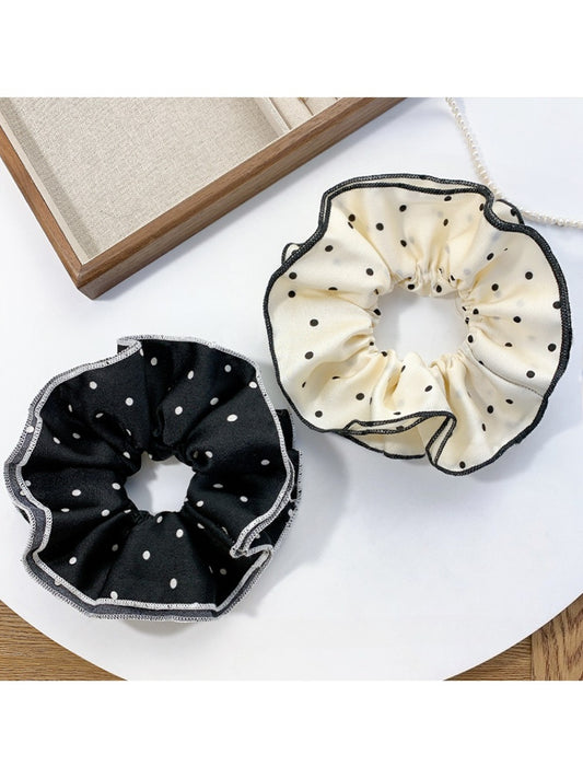 Gifty - Elegant Polka Dot Scrunchie