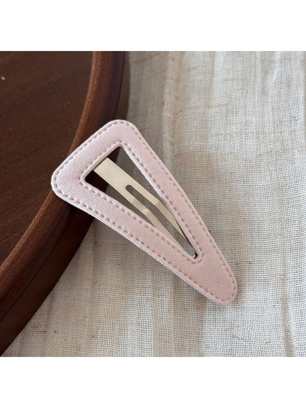Beau - Fabric Cutout Triangle Hair Clip