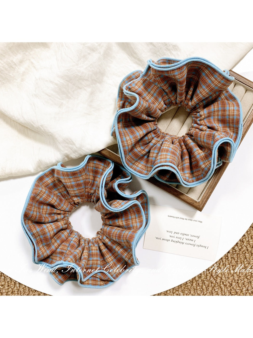Gifty - Four-layer Plaid Pleated Hair Ring