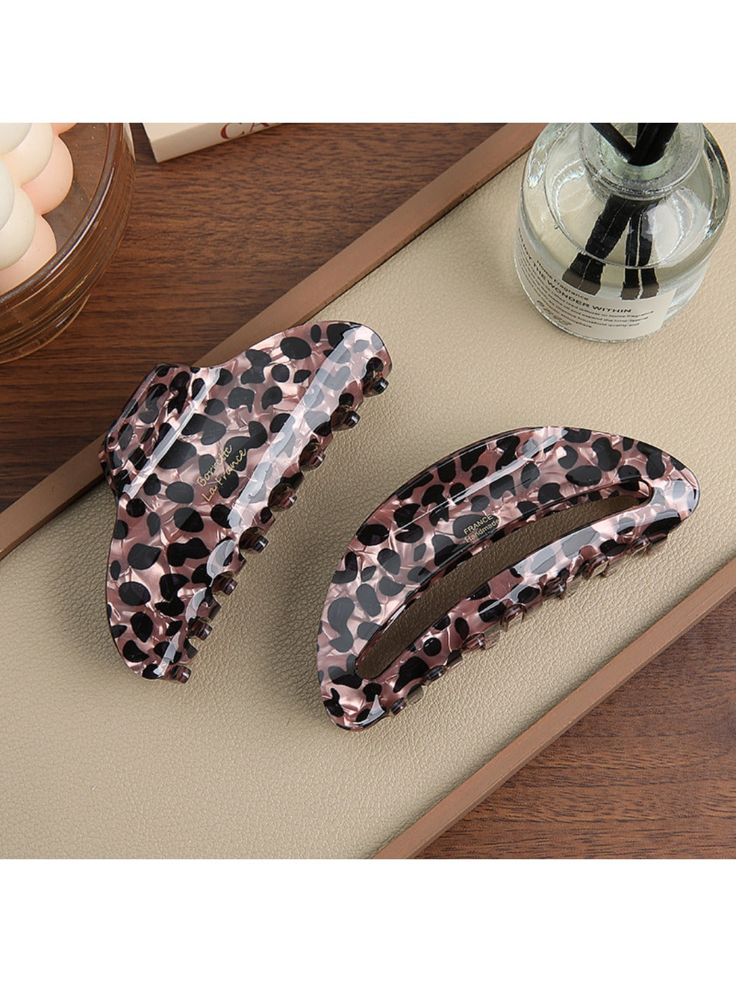 Beau - Retro Leopard Print Claw Clip