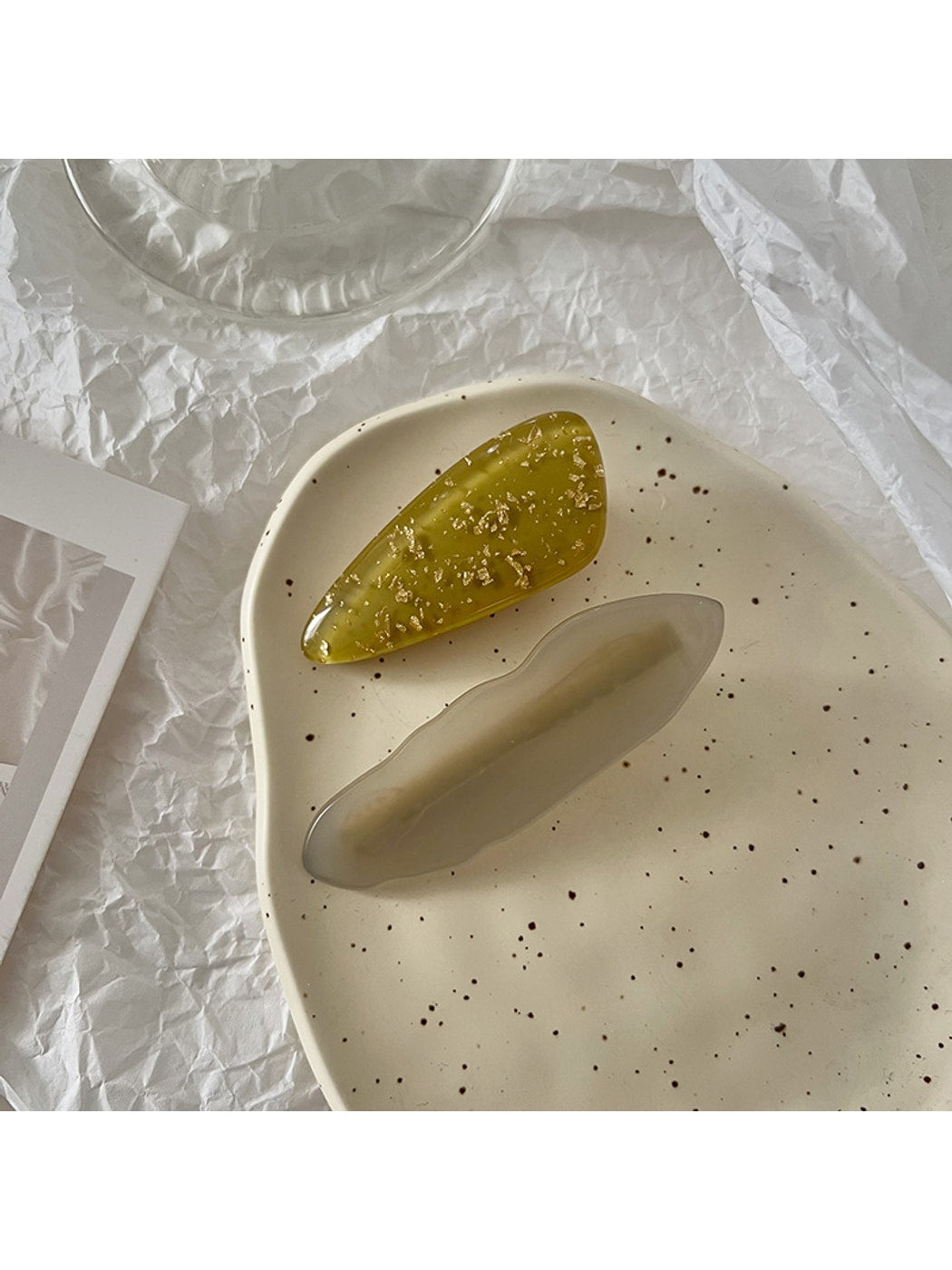 Beau - Acetate Marble Pattern Duckbill Hair Clip