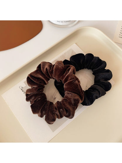 Gifty - Small Velvet Scrunchie for Fall Winter