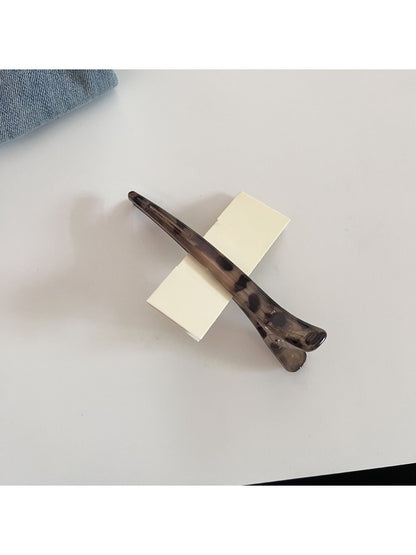 Beau - Leopard Print Duckbill Hair Clip