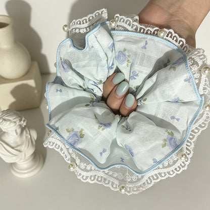 Gifty - Sweet Rose Print Lace Trim Scrunchie