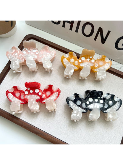 Beau - Three Mushrooms Shapes Hair Clip