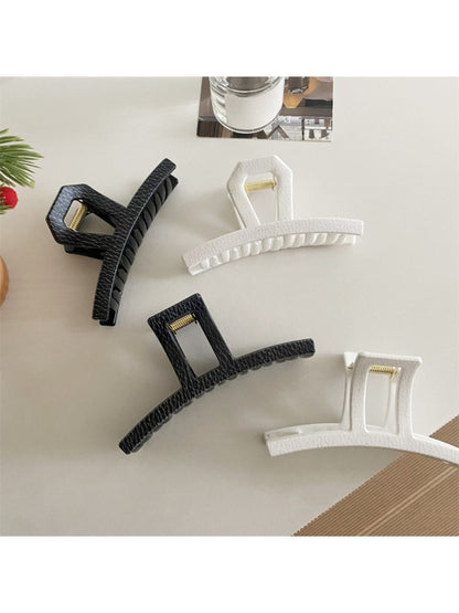 Beau - Elegant Openwork Square Shaped Claw Clip