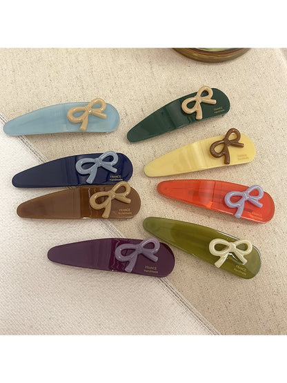 Beau - Bow Embellished Oval Hair Clip