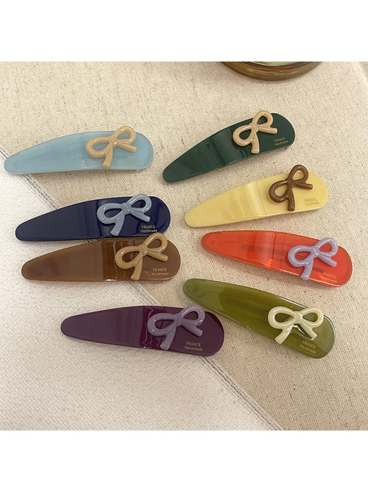 Beau - Bow Embellished Oval Hair Clip