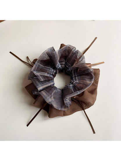 Gifty - Dark-Toned Plaid Pattern Scrunchie