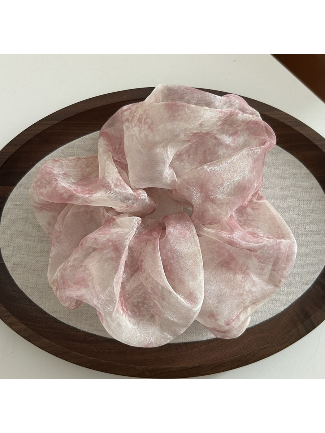 Gifty - Elegant Large Mesh Style Hair Scrunchie