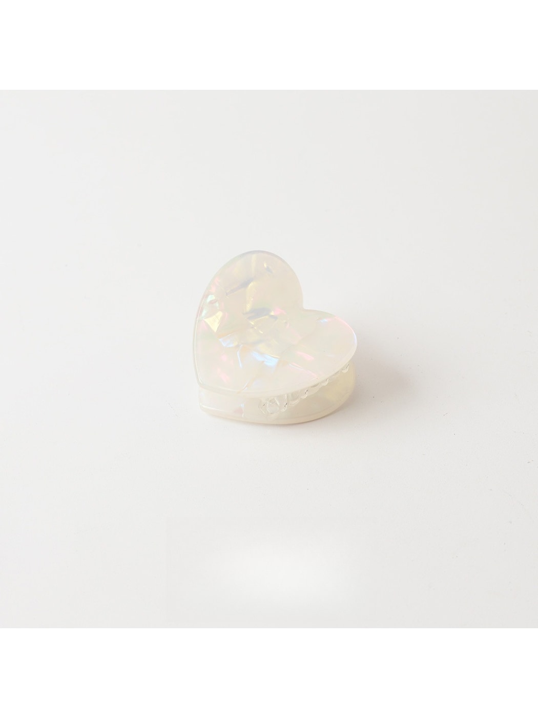 Beau - Simple Heart Design PVC Hair Claw Clip