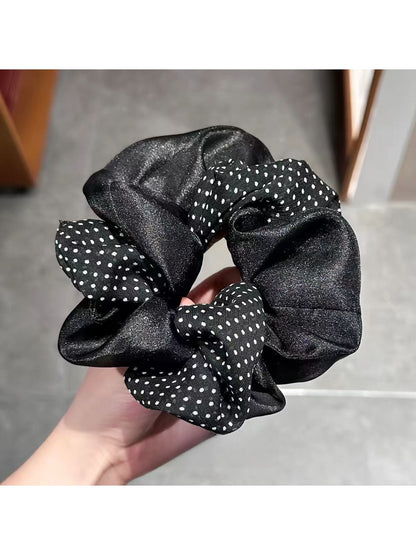 Gifty - Polka Dot Polyester Ponytail Scrunchie Hair Tie