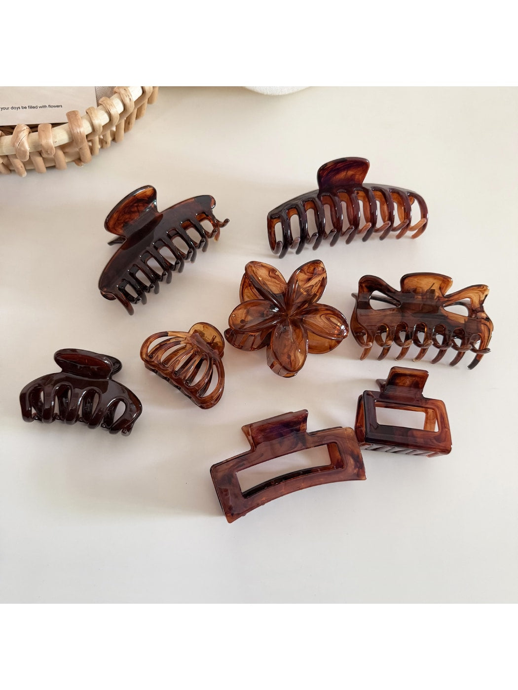 Beau - Simple Geometric Plastic Claw Clip