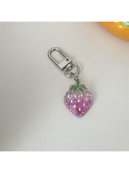 Keypus - Transparent Glitter Gradient Strawberry Keychain