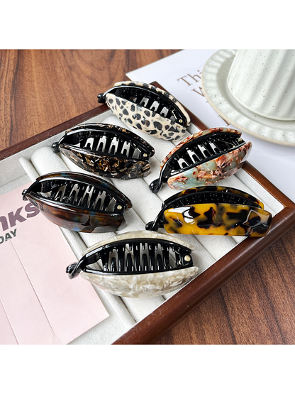 Beau - Curved Tortoiseshell Pattern Acetate Banana Clip
