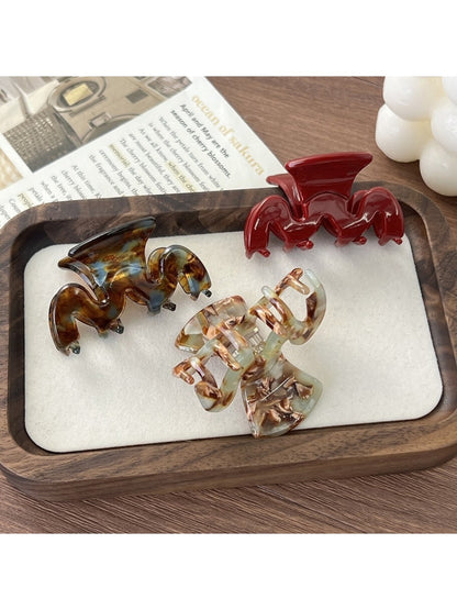 Beau - Trendy Letter M Hair Clip