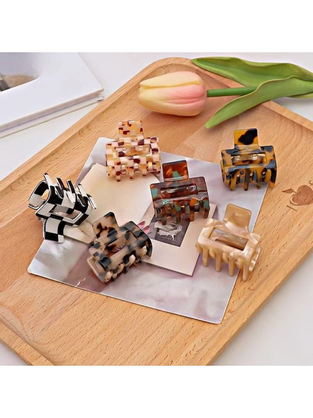 Beau - Fashionable Square Acetate Hair Clip