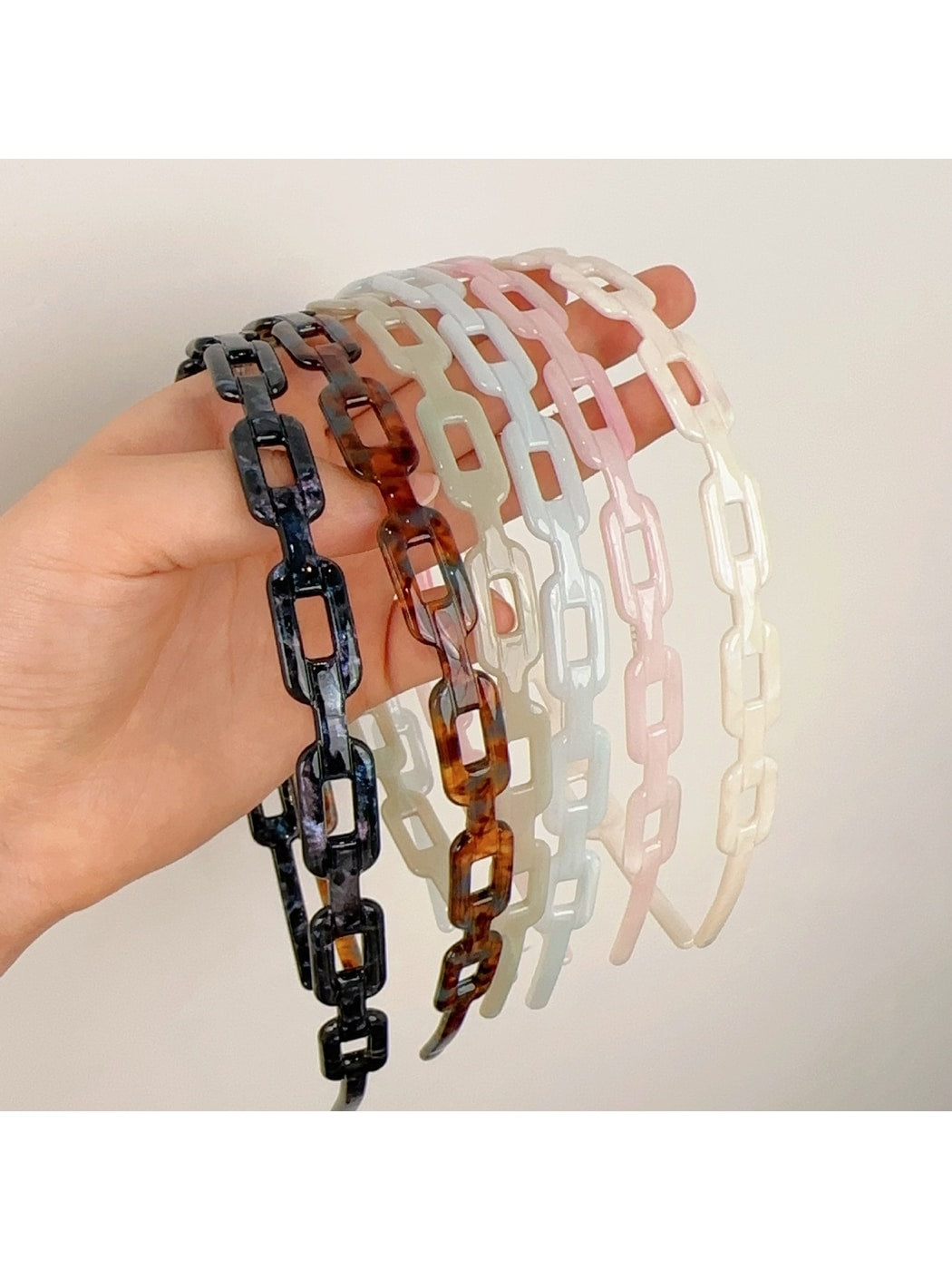Gifty - Acetate Chain Link Irregular Shape Headband