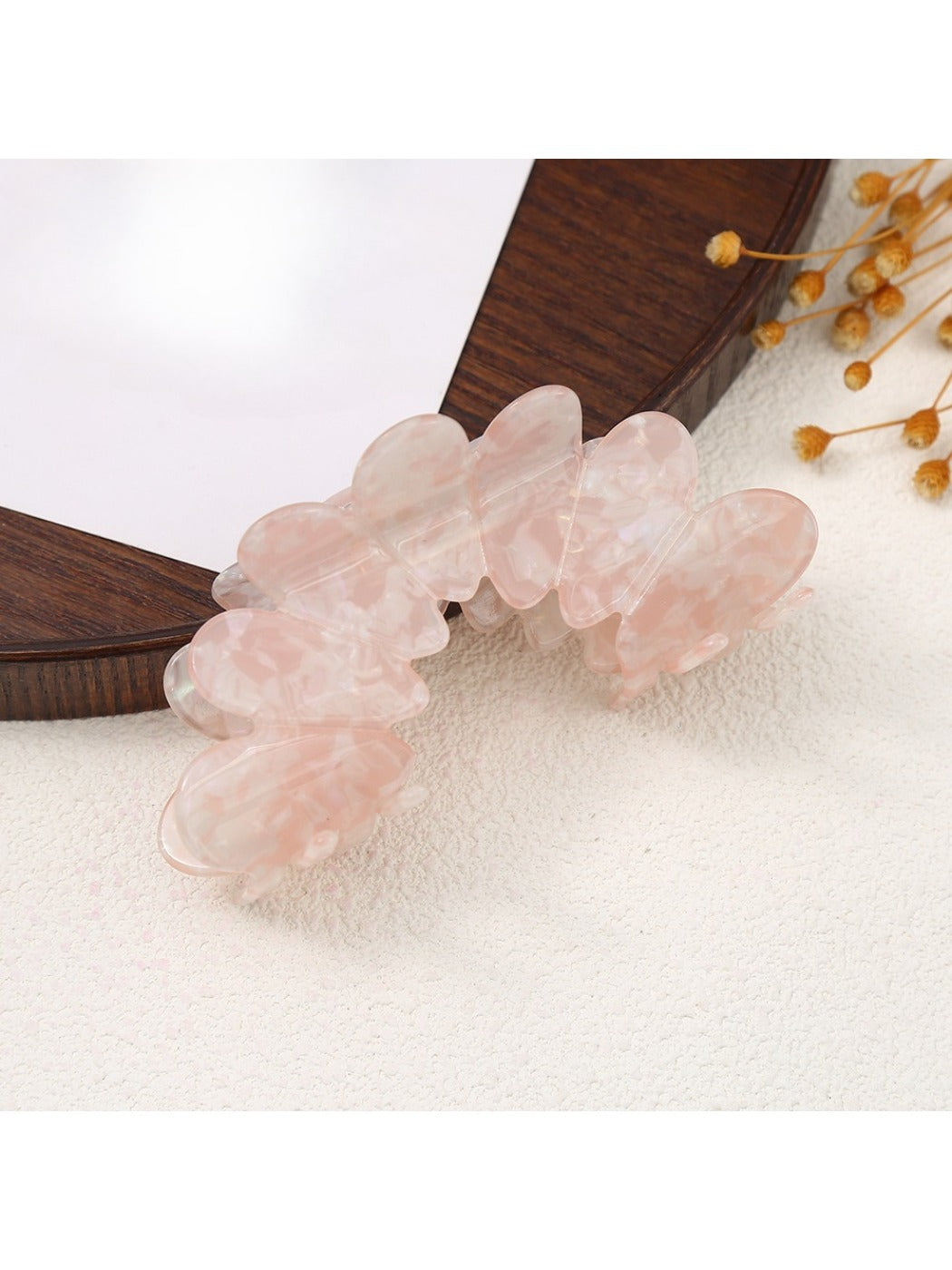 Beau - Retro Petal Shaped Hair Claw Clip