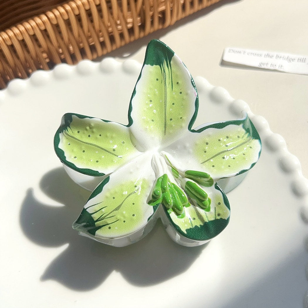 Beau - Bright Flower Shaped Cute Claw Clip