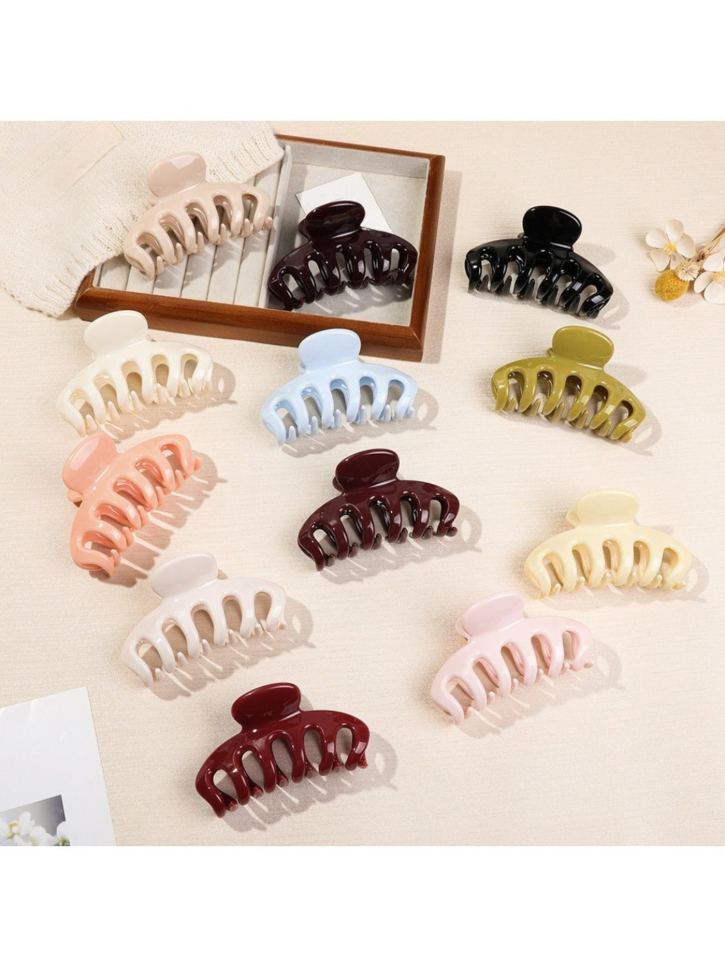 Beau - Solid Color Pumpkin Shaped Claw Clip