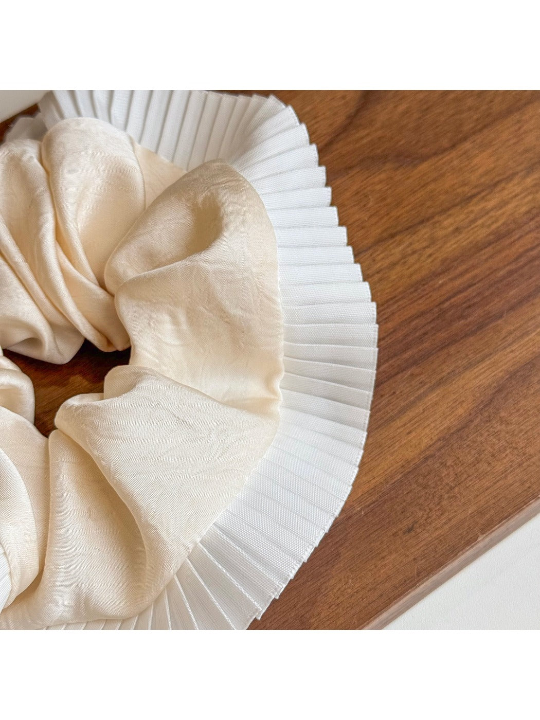 Gifty - Elegant Pleated Scrunchies High Elasticity Hair Ties