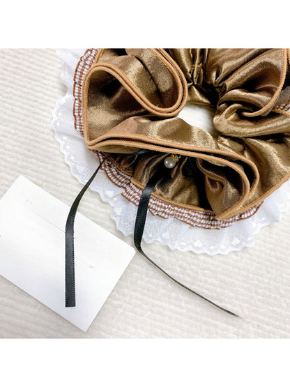 Gifty - Retro Pretty Brown Scrunchie