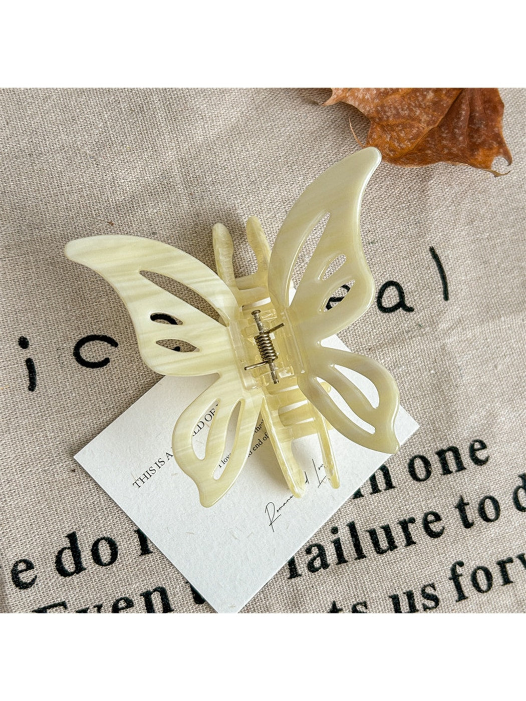 Beau - Sweet Style Butterfly Hair Claw Clip