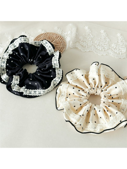 Gifty - Lace Scrunchie Hair Ring