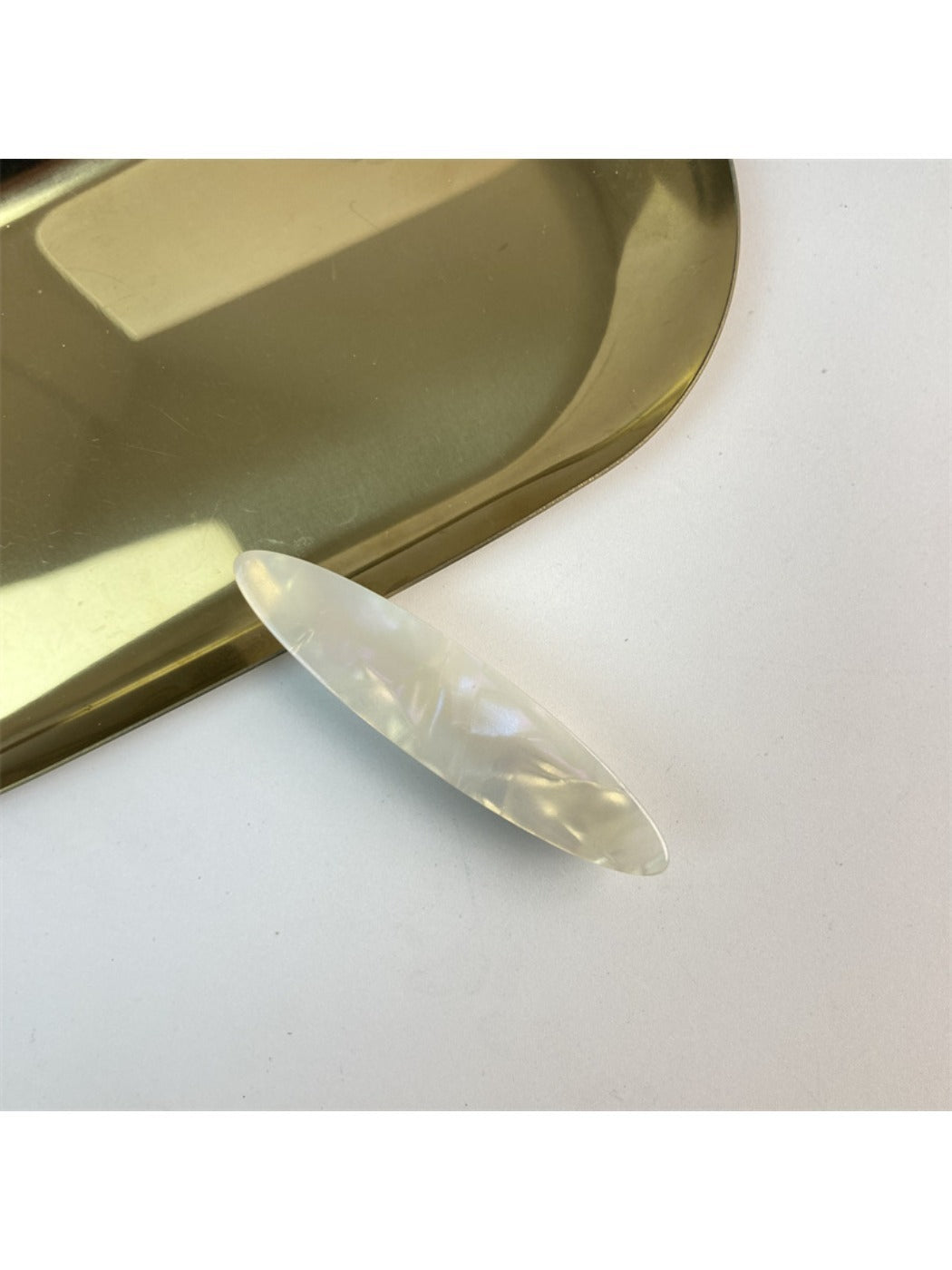 Beau - Willow Leaf-Shaped Hair Clip