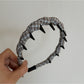 Gifty - Minimalist Plaid Long Tooth Headband