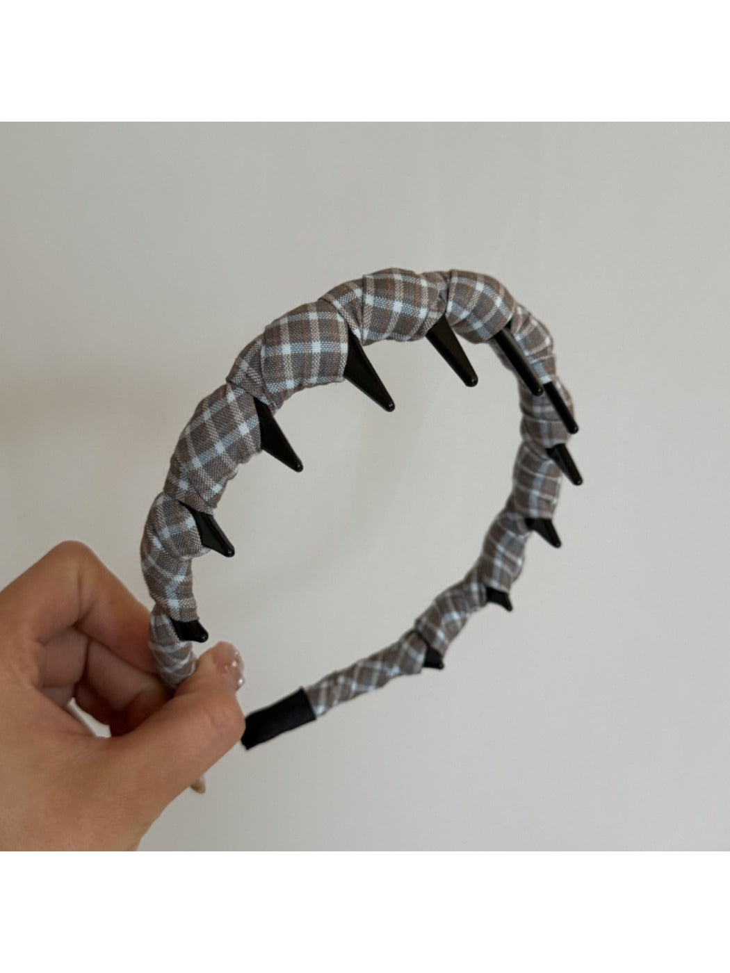 Gifty - Minimalist Plaid Long Tooth Headband