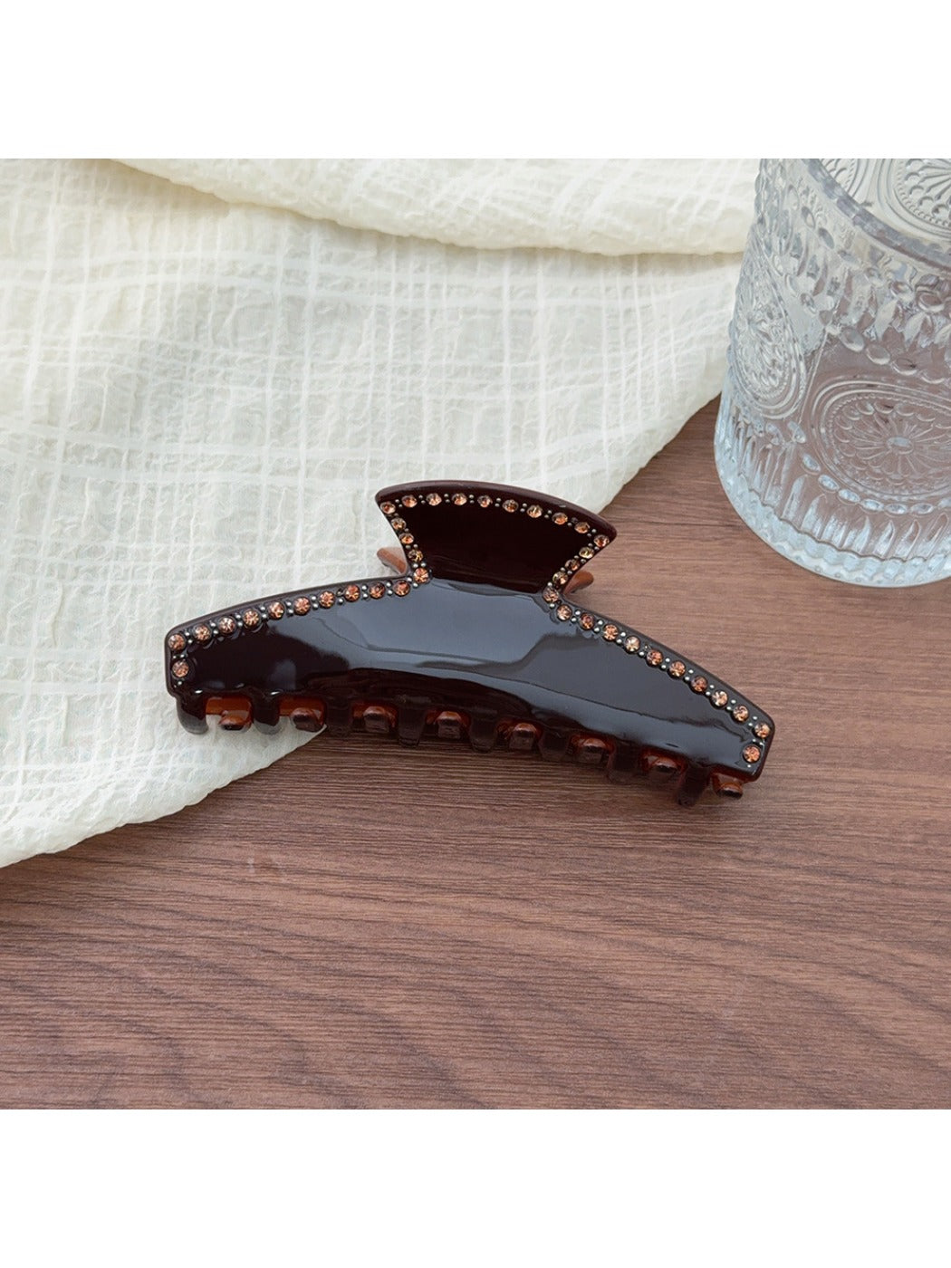 Beau - Elegant Retro Acetate Hair Clip