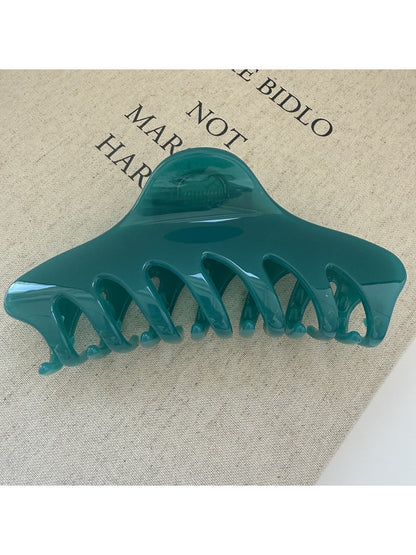 Beau - Minimalist Keel Shaped Hair Claw Clip